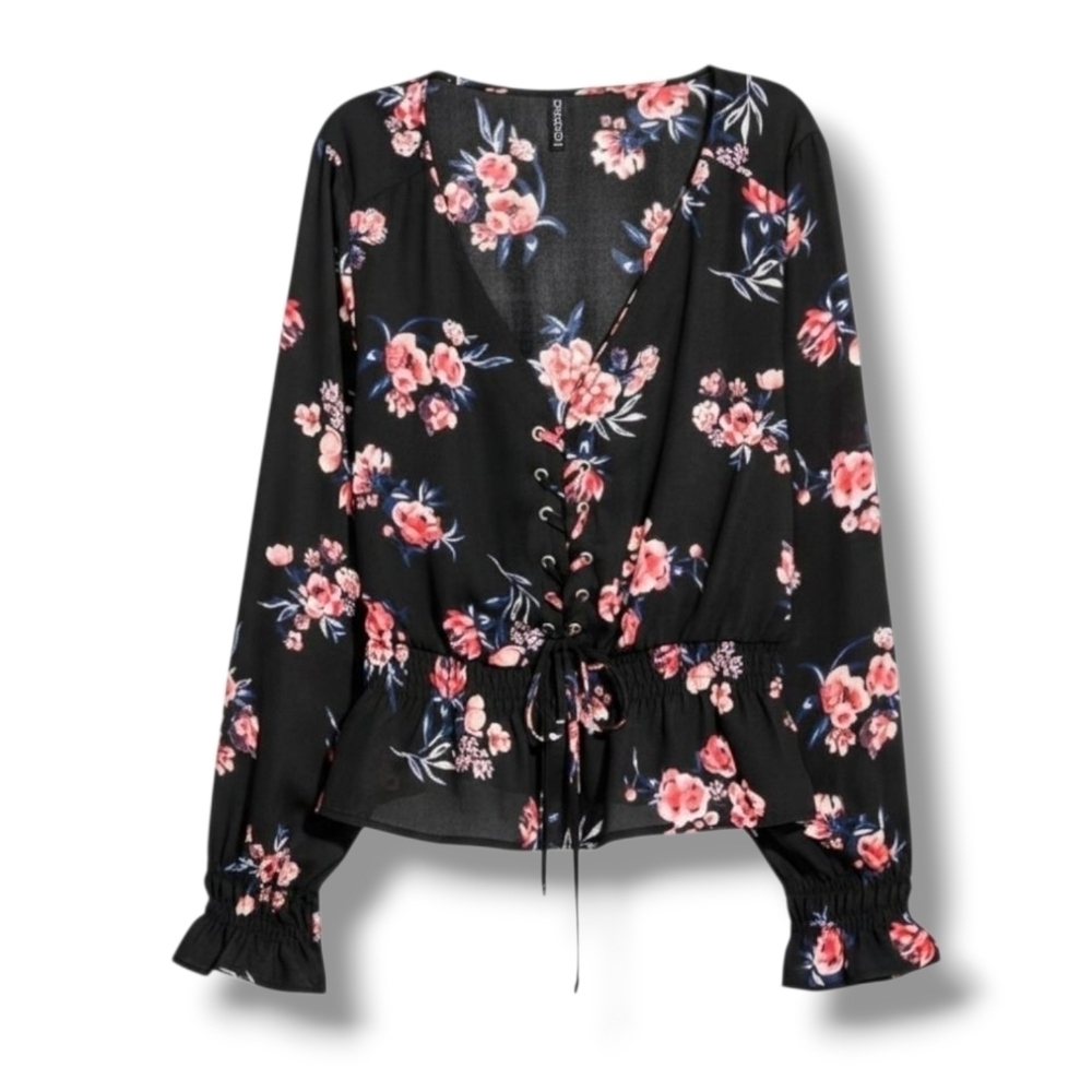 Divided by H&M Black Floral Lace-Up Smocked Blouse – Size 4 gently used